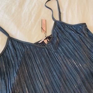 Victoria's Secret Intimates & Sleepwear - VICTORIA’S SECRET Metallic Crop Tank Victoria's Secret Intimates & Sleepwear - VICTORIA’S SECRET Metallic Crop Tank
